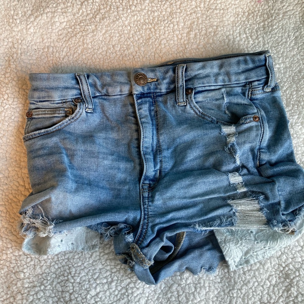 American Eagle curvy jean shorts size 6